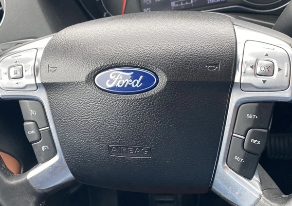 Ford Mondeo cena 29900 przebieg: 218000, rok produkcji 2011 z Kutno małe 781